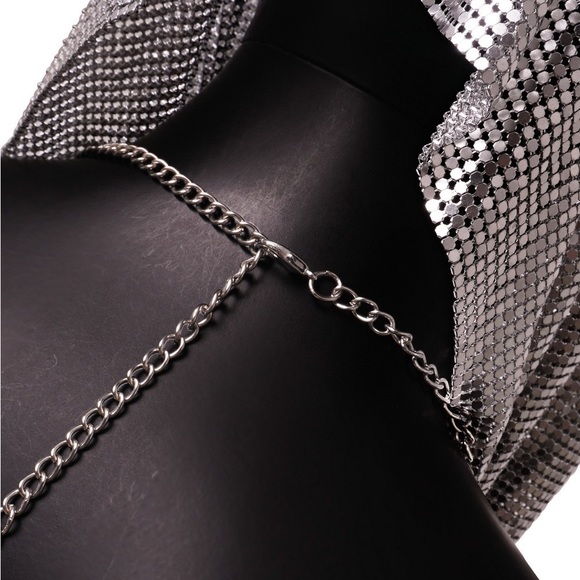 Metal crystal chained top with scraf - Picture 5 of 9